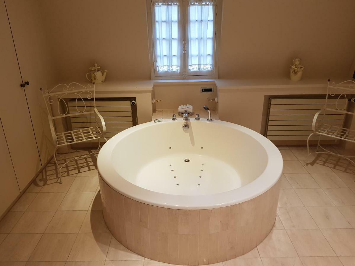 Le Prieure De Vernelle Villa Gregy-sur-Yerres ภายนอก รูปภาพ